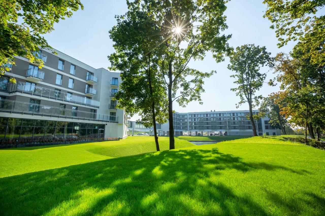 Aparthotel Termy Uniejów Extérieur photo