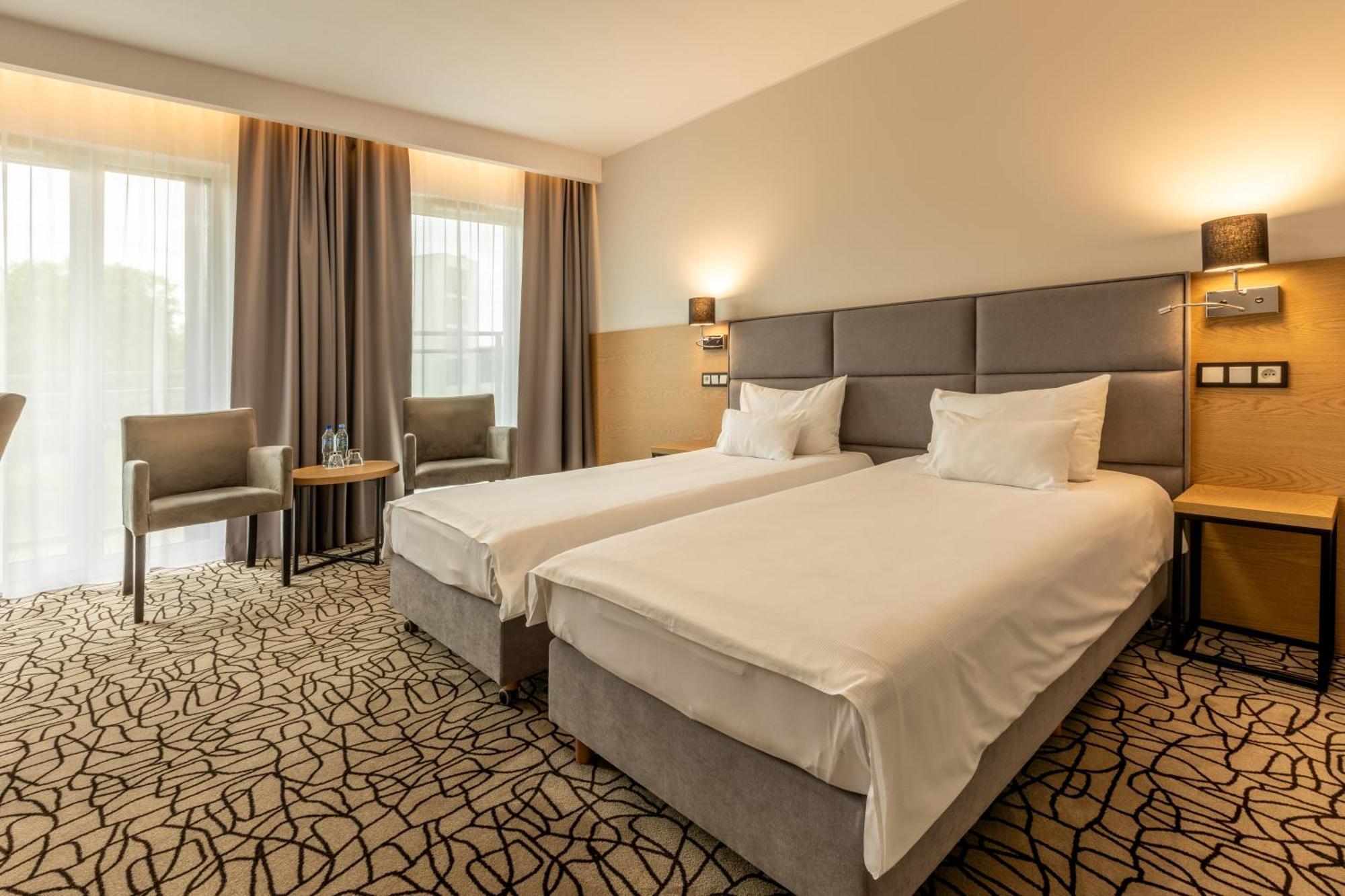 Aparthotel Termy Uniejów Extérieur photo
