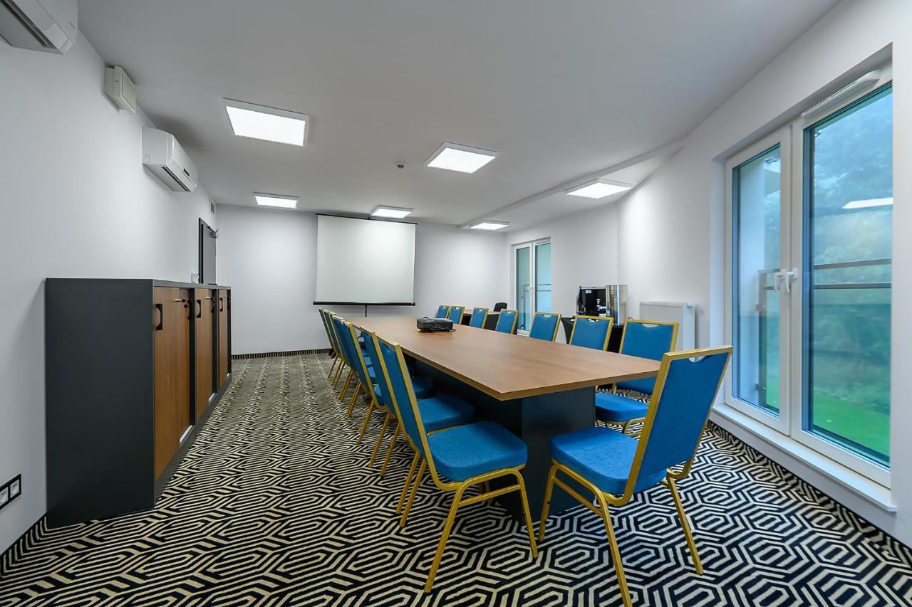 Aparthotel Termy Uniejów Extérieur photo